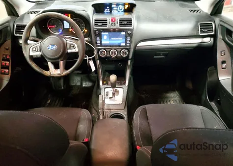 2017 Subaru Forester 2.5I Premium z USA, uszkodzony, nr VIN JF2SJAEC2HH455039